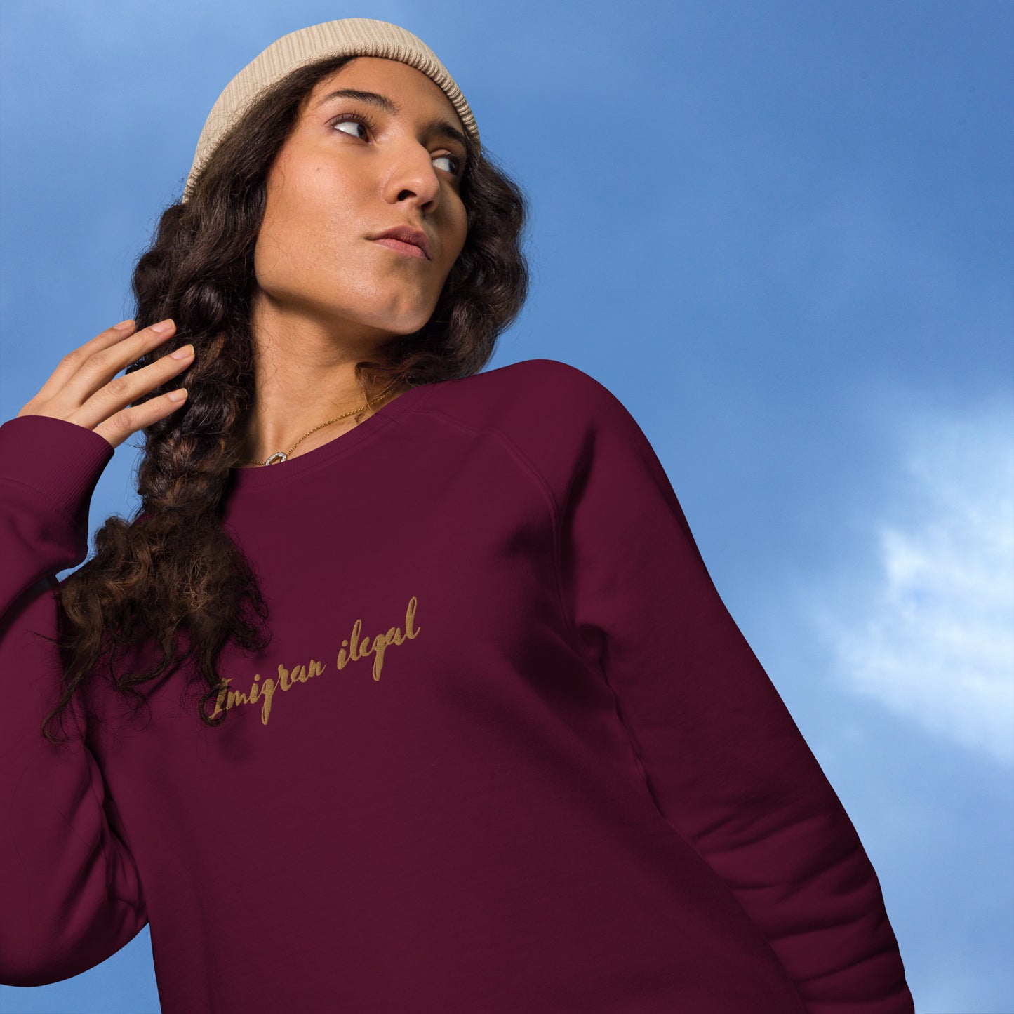 ** Imigran ilegal ** Unisex organic raglan sweatshirt